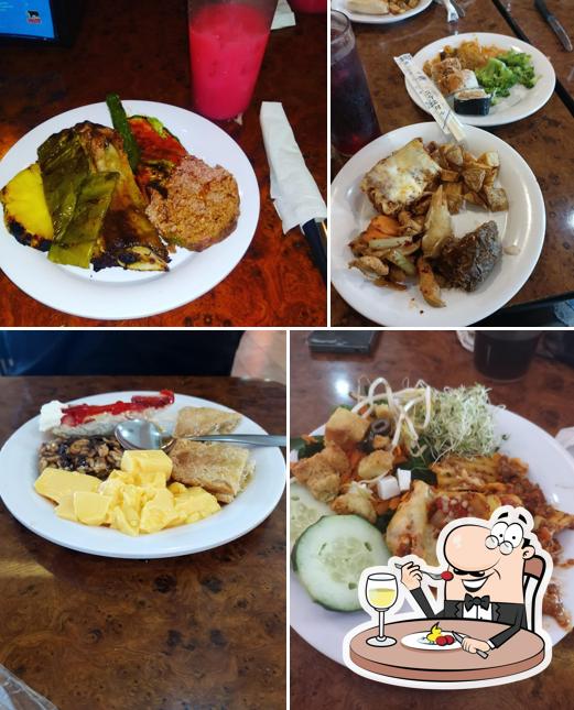 Restaurante Sirloin Stockade, Saltillo, Blvd. Nazario Silvestre Ortiz