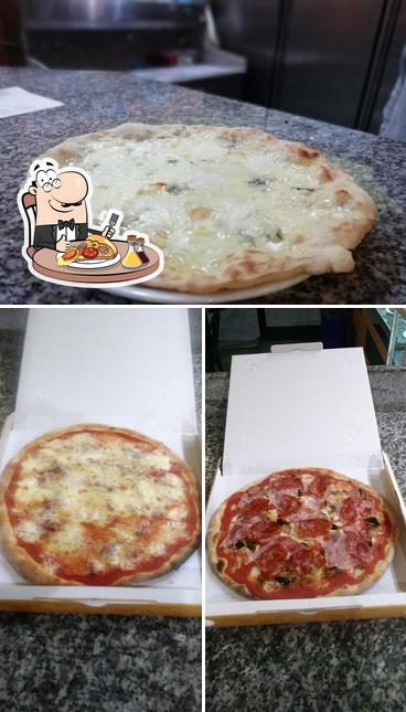 Scegli una pizza a Pizza Fetta Per Fetta