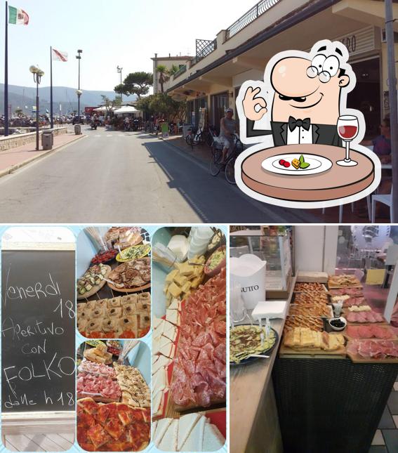 Dai un’occhiata alla foto che presenta la cibo e interni di Il Veliero