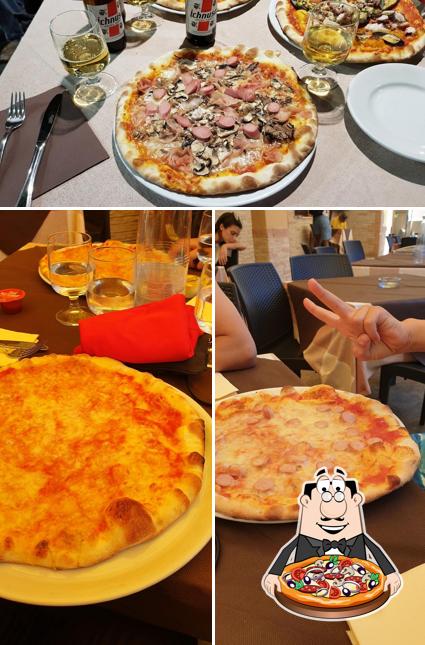 Prova una pizza a Bar Ristorante Pizzeria Cri Cri