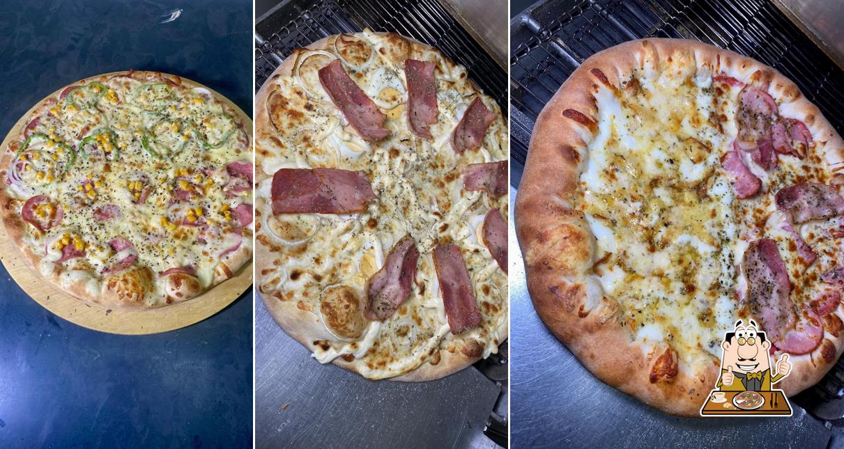 Peça diferentes tipos de pizza