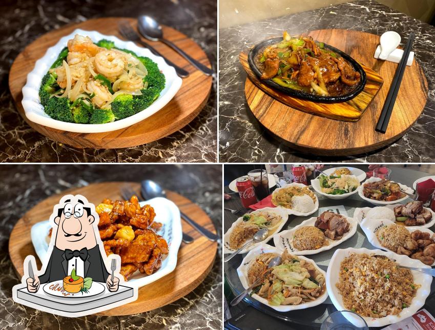 Еда в "Kawloon Restaurant"
