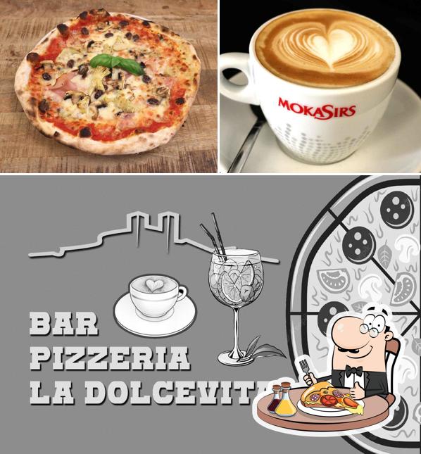 Ordina una pizza a La Dolcevita Bar Pizzeria