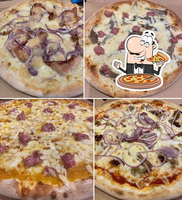 A Pizzeria "La FORNACE", puoi provare una bella pizza