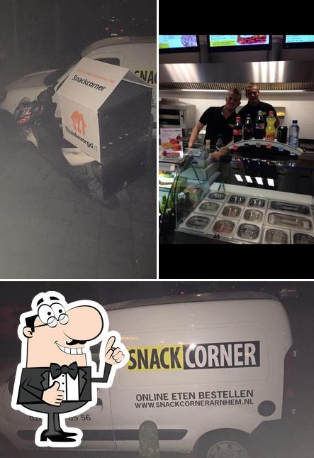 Взгляните на изображение ресторана "De Snackcorner"