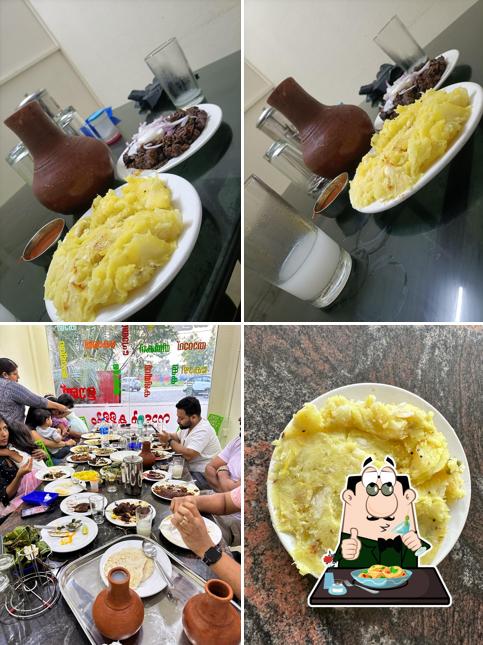 Macaroni and cheese at KILIKOODARAM RESTAURANT &TODDY PARLOUR
