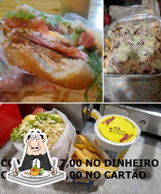 Comida em Alex lanches da cerâmica