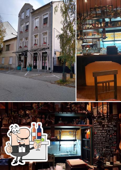 Restoran Kafanica se distingue par sa comptoir de bar et extérieur