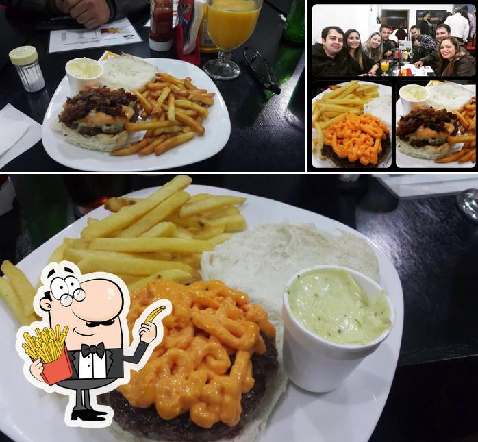 Prove batatas fritas no Rick Rock Burger