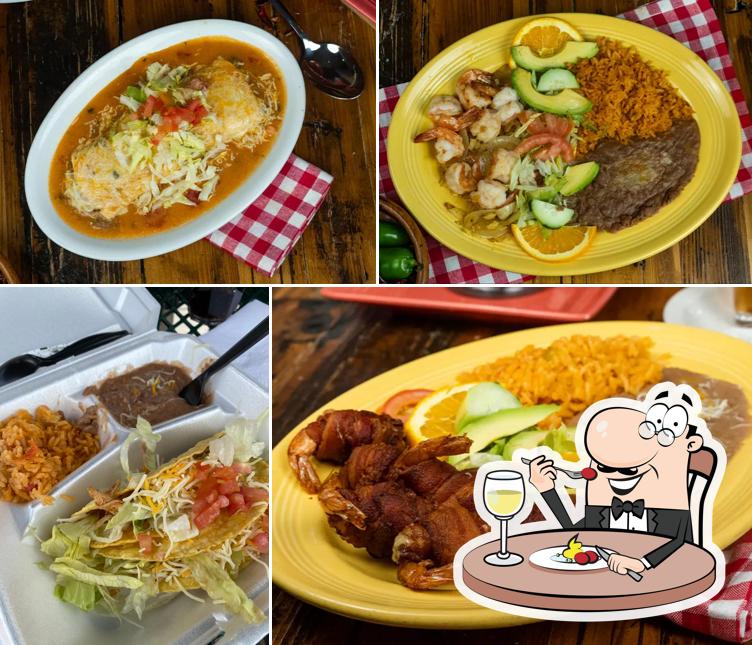 Los Portales Mexican Restaurant In Littleton Restaurant Menu And Reviews