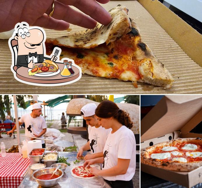Pick pizza at Tonino Pizzeria Napoletana