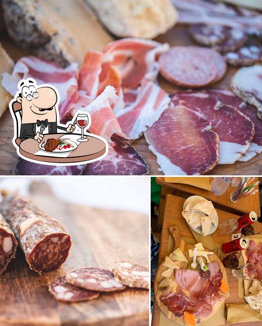 Antica Alimentari da Biagilia e Belardino provides meat dishes