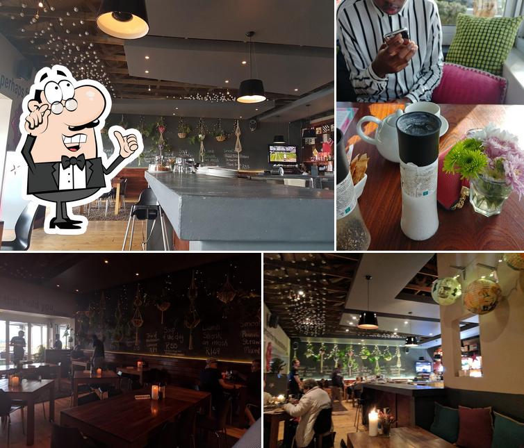Charlie's Pizza & Pasta restaurant, Port Elizabeth, Summerstrand Village Shopping Centre