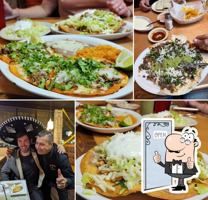 El trancazo, 703 N Main St in Pratt Restaurant menu and reviews