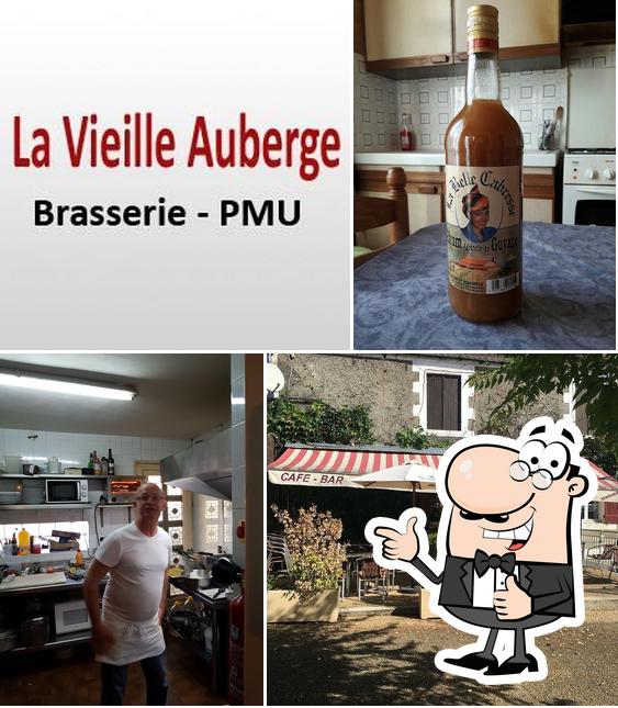 Look at this pic of La Vieille Auberge