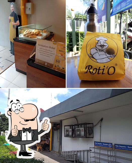 Roti O cafe, Depok, Jl. Stasiun Pondok Cina No.455 - Restaurant menu ...