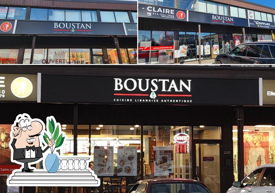 L'extérieur de Restaurant Boustan