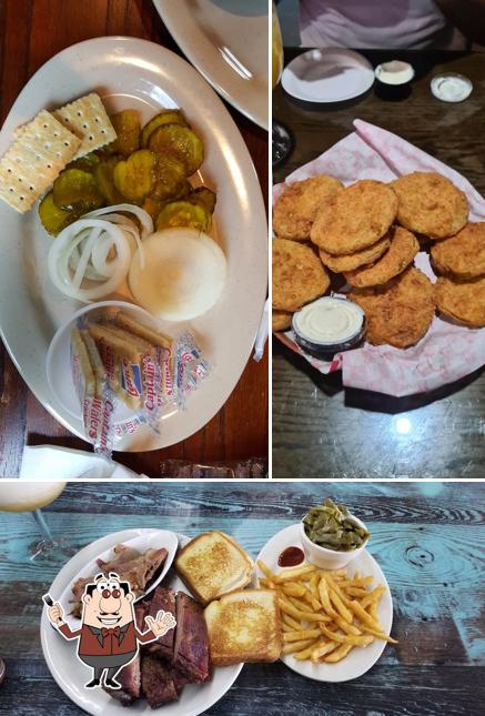 Blackbeard's B & B Bar-B-Que in Albany - Restaurant menu and reviews