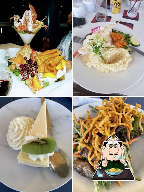 Hervey Bay Boat Club in Urangan Restaurant menu and reviews