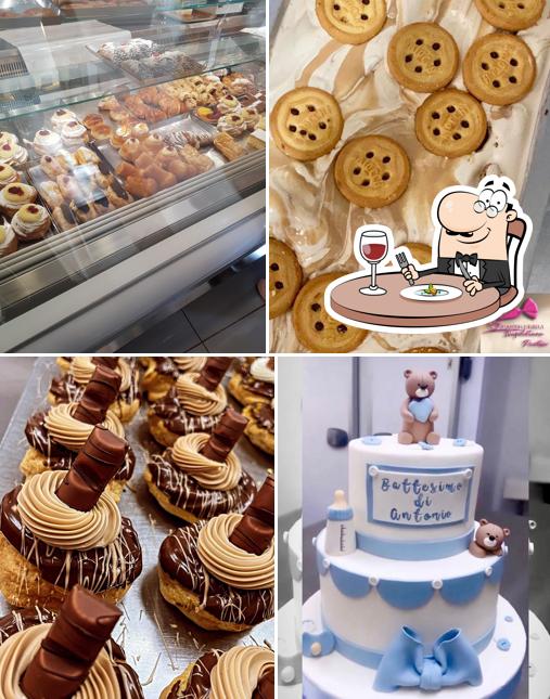Cibo al Pasticceria Napoletana Posillipo