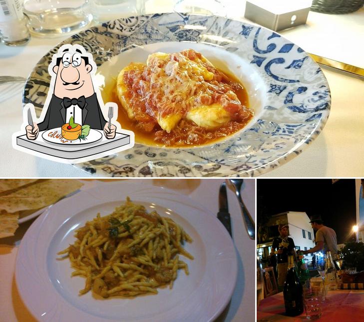 La immagine di cibo e bancone da bar da Ristorante Pizzeria La Margherita