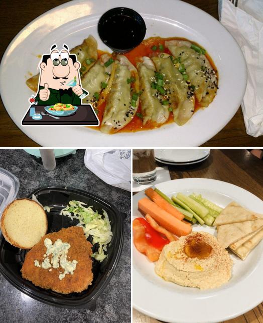 Rusty Bucket Restaurant and Tavern, 2692 Madison Rd K3 in Cincinnati