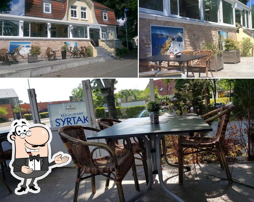 Look at this pic of Restaurant Syrtaki