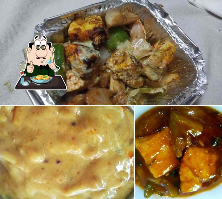 Food at Curry N Phulka