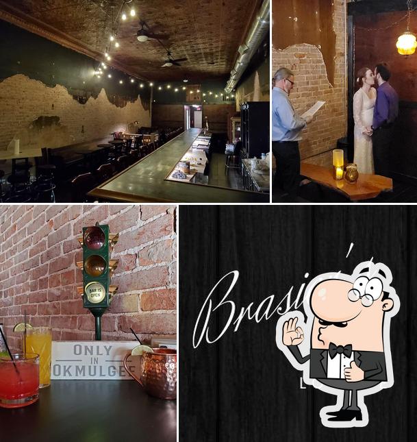 Brasier's Bar & Lounge