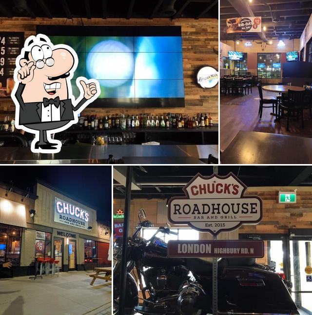 L'intérieur de Chuck's Roadhouse Bar & Grill