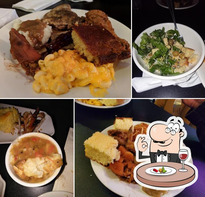 https://img.restaurantguru.com/cbe8-Mama-Sheilas-House-of-Soul-Minneapolis-meals.jpg