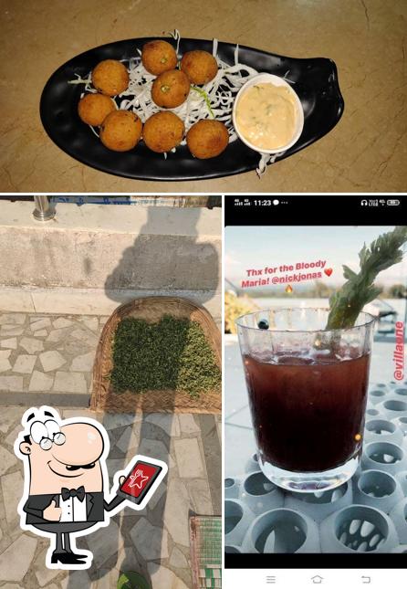 Among different things one can find exterior and food at The Fusion Lounge
