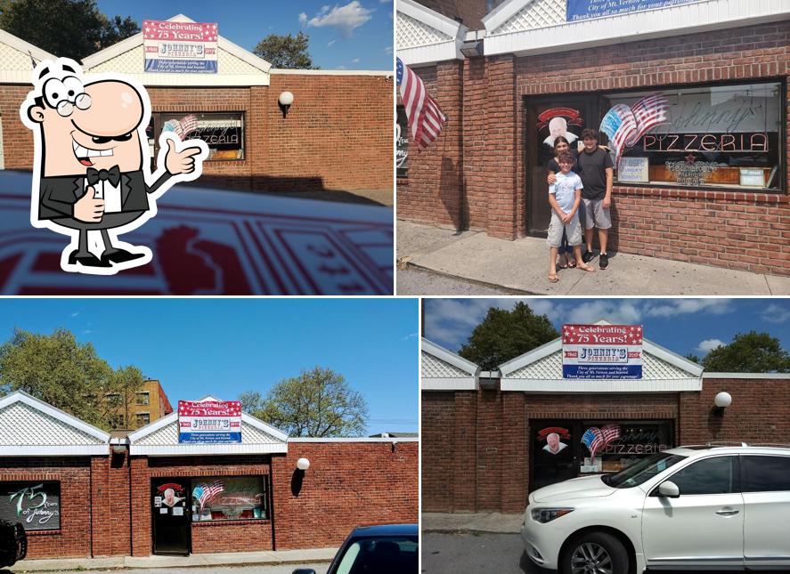 Johnny's Pizzeria in Mount Vernon Restaurant menu and reviews