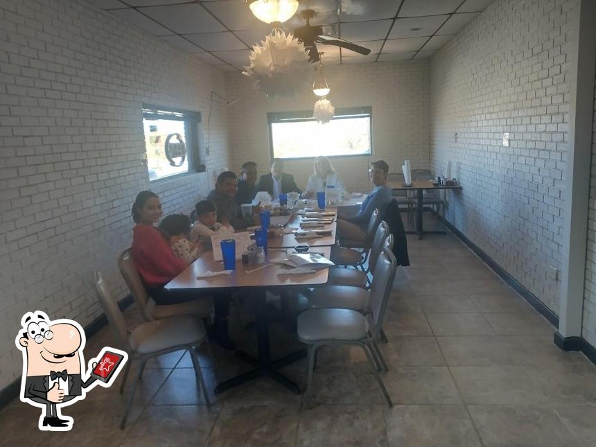 Luigi's Italian Restaurant Inc. in Denison Restaurant menu and reviews
