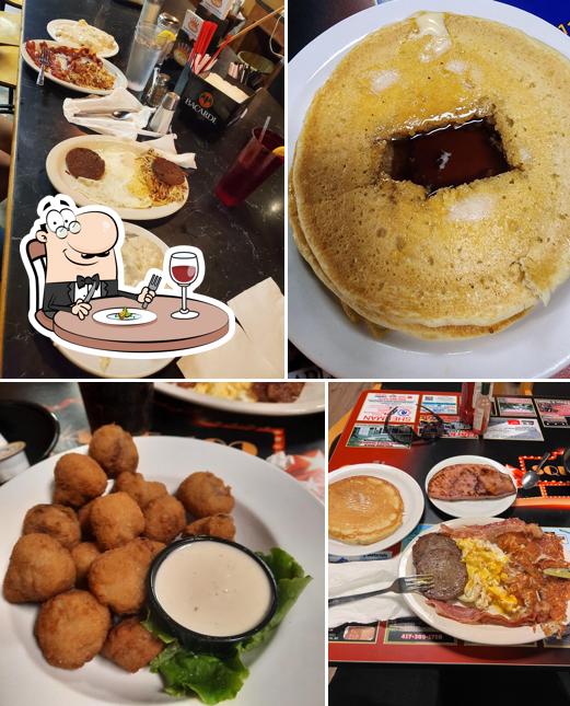 Square 109 Restaurant & Bar in Clinton Restaurant menu and reviews