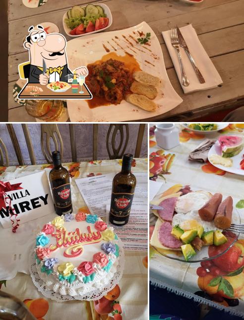 King Bar, Havana, 23 e/ D y E Restaurant reviews