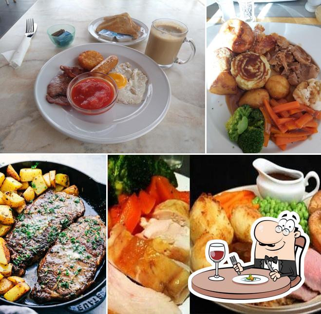 The Corner House Restaurant/Bar in Nuevo Horizonte Restaurant reviews
