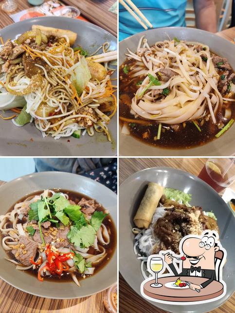 Meals at Thai Station