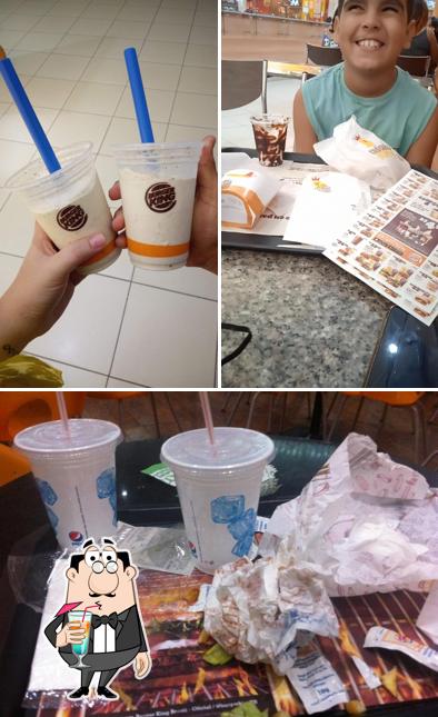 O Burger King se destaca pelo bebida e sobremesa