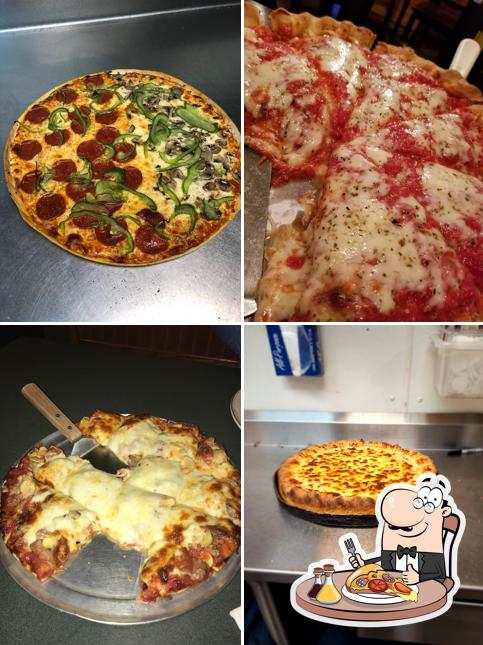 Mrs. T's Pizza & PUB, 2 W Naperville Rd in Downers Grove - Restaurant ...