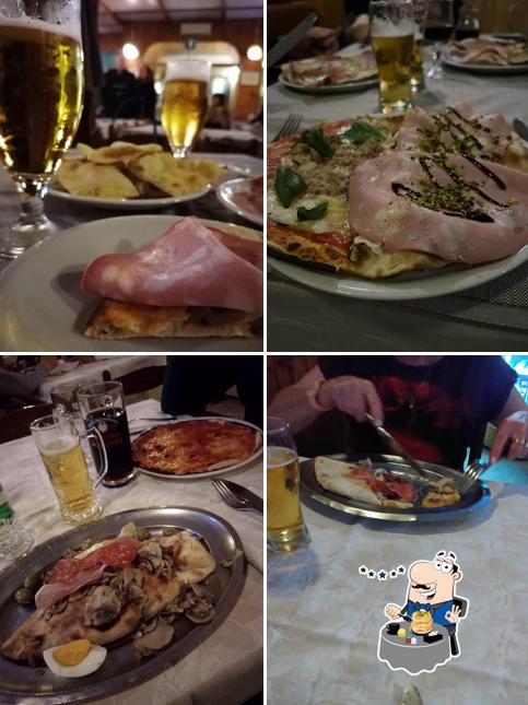 Guarda la foto che mostra la cibo e bevanda di Pizzeria Lu Golusone