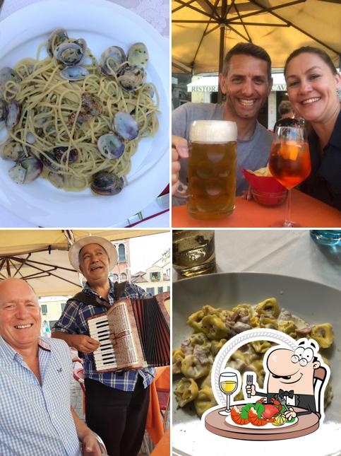 Prenditi la cucina di mare a Ristorante Hostaria al Cavallo pizza e cicchetti