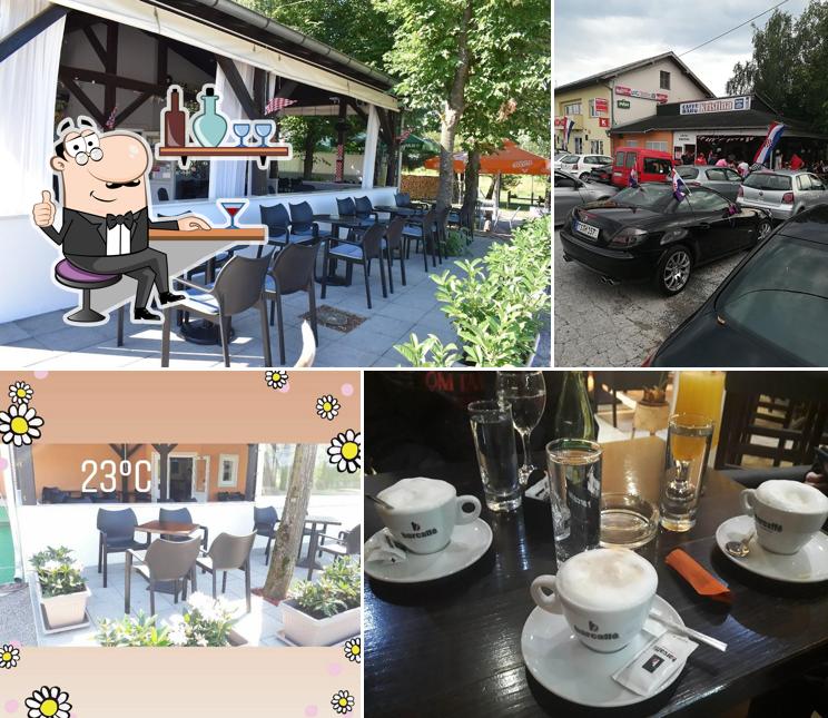 Siediti a un tavolo di Caffe Bar Kristina