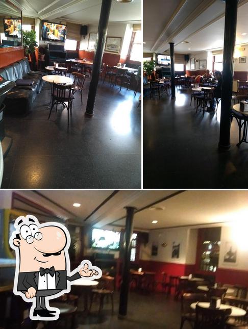 El interior de Café Bar Catro Portiñas (Allariz)