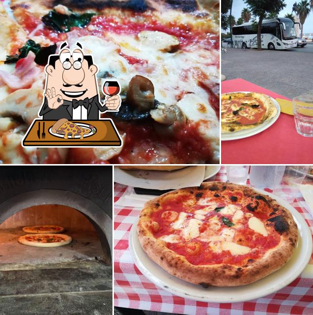 Ordina una pizza a Chalet Rosso