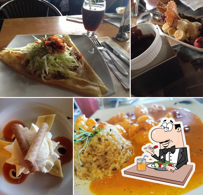 Restaurante Crepes & Waffles Ciudad Jardín, Cali, Cra. 101 13 10