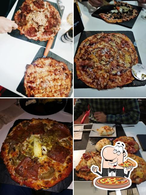 Pick pizza at La Minipizzeria