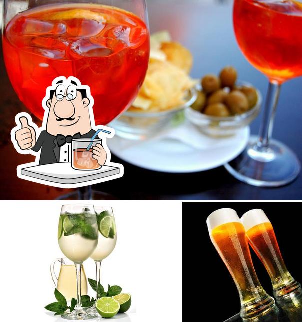 Prenditi un drink dal menu