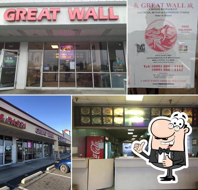 Look at the pic of Great Wall Take-Out