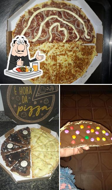 Comida em Pizza Família Cristã